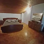 Gostinjska kuća Petra 3*
